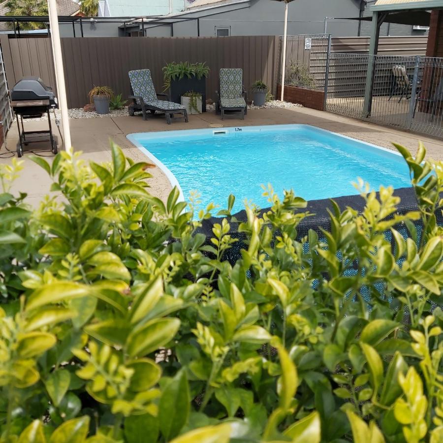 Country Mile Motor Inn Forbes Buitenkant foto
