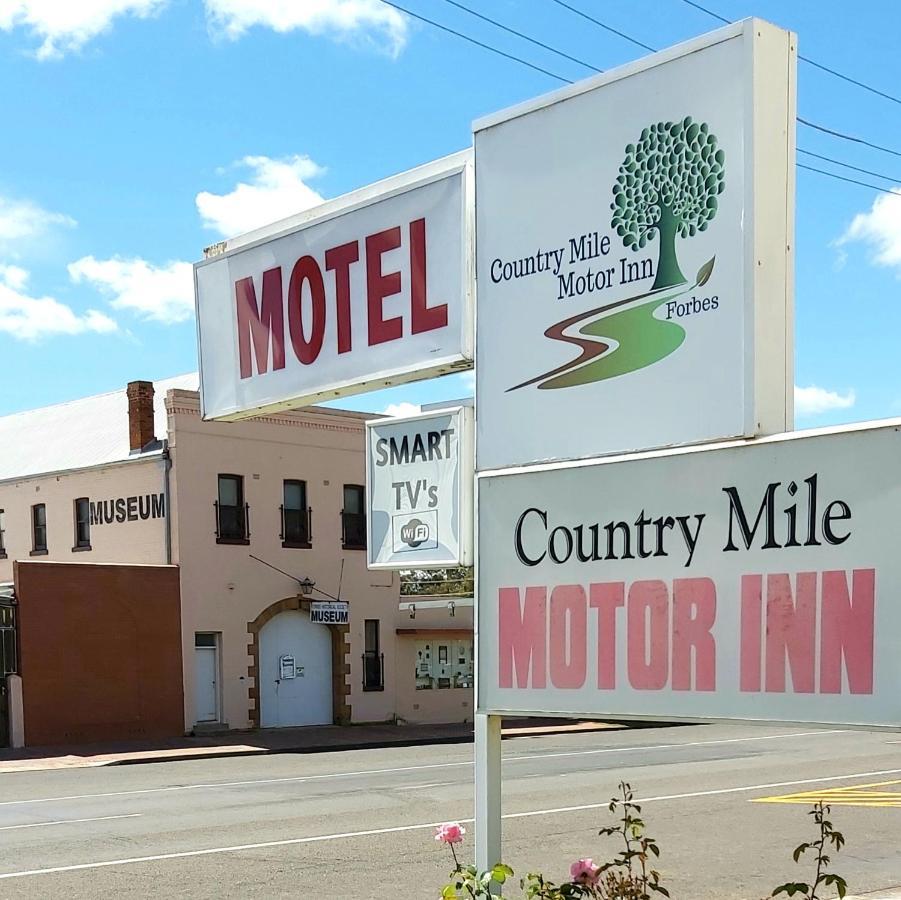 Country Mile Motor Inn Forbes Buitenkant foto